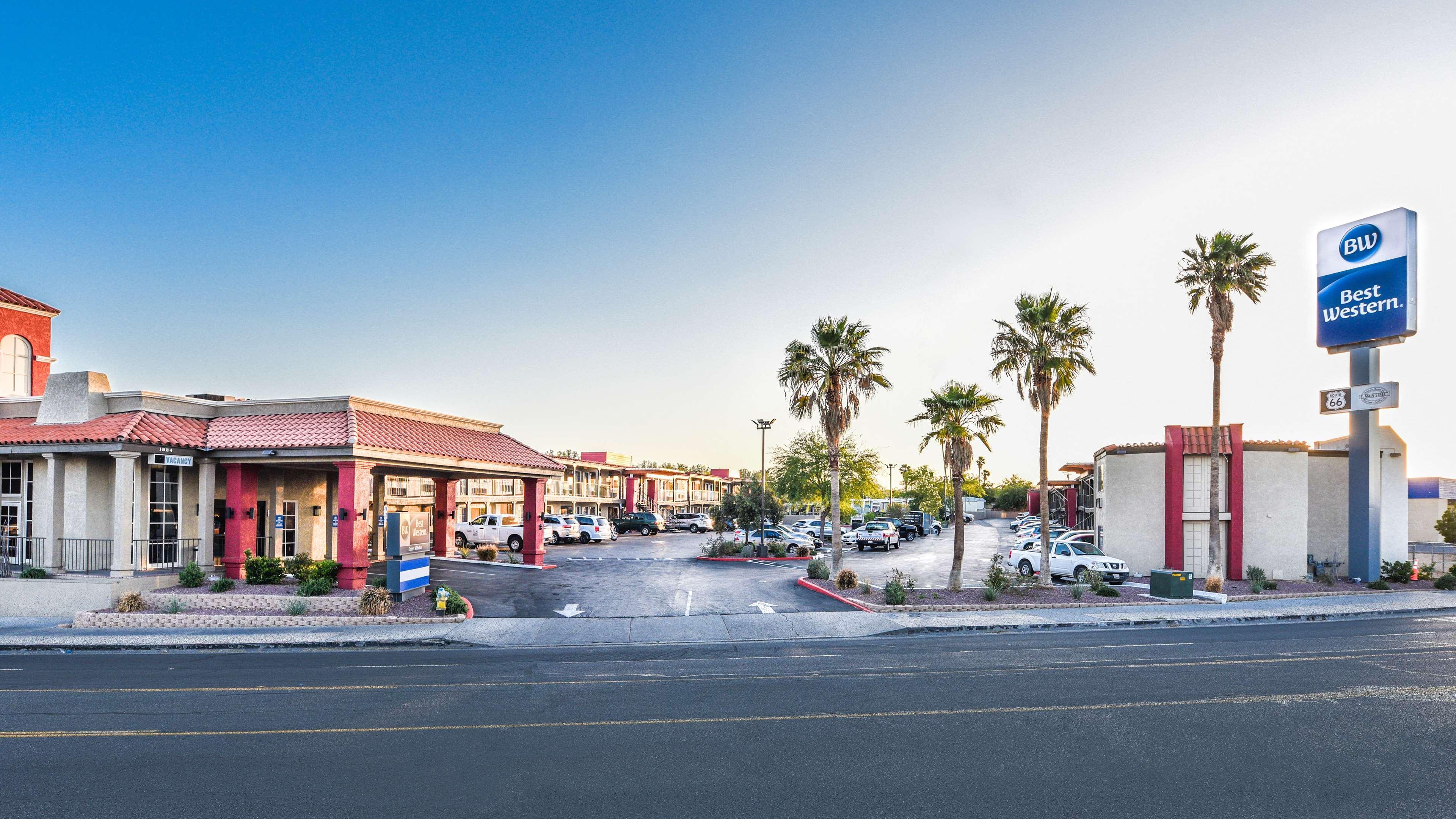 Best Western Desert Villa Inn Barstow Exteriör bild